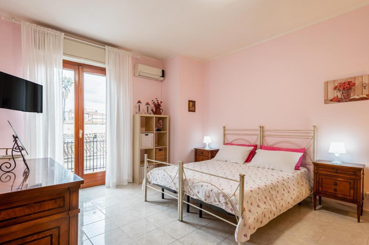 Catania Central And Comfy Apartments Exterior foto